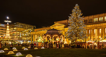Weihnachten in Stuttgart: Schlossplatz und Königsbau
